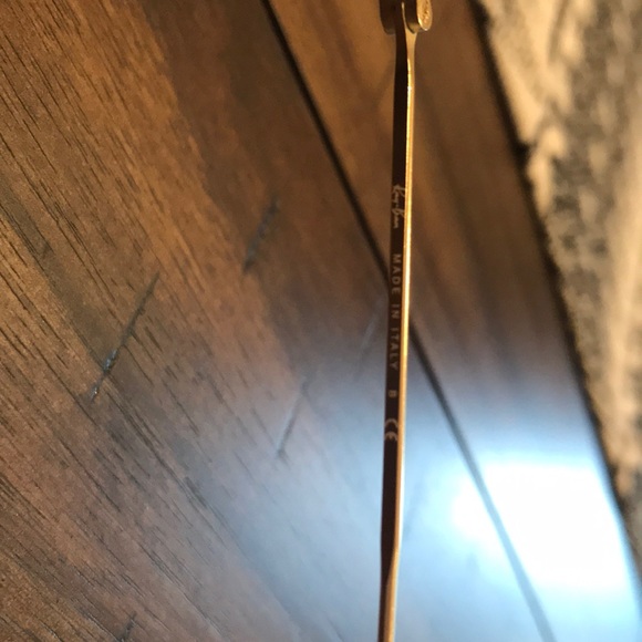 Ray-Ban Round Fleck Sunglasses - Picture 6 of 6